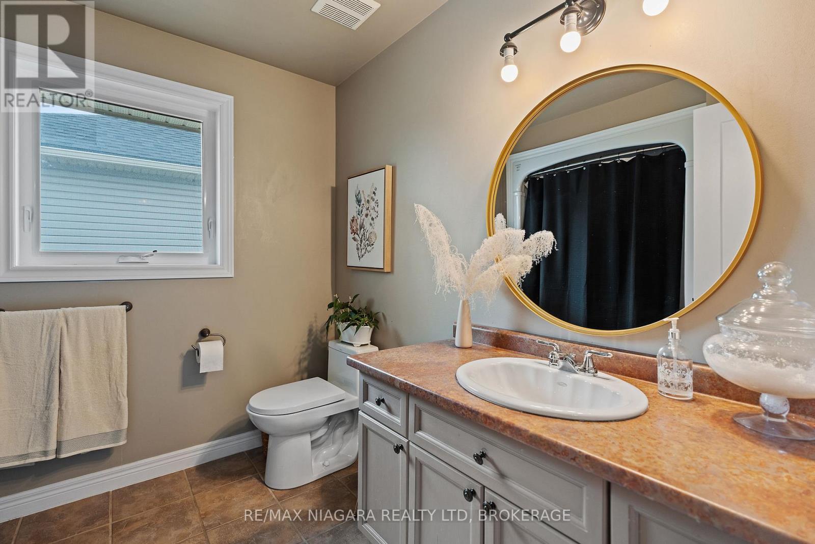 4439 Lincoln Avenue, Lincoln, Ontario  L0R 1B3 - Photo 25 - X13051416