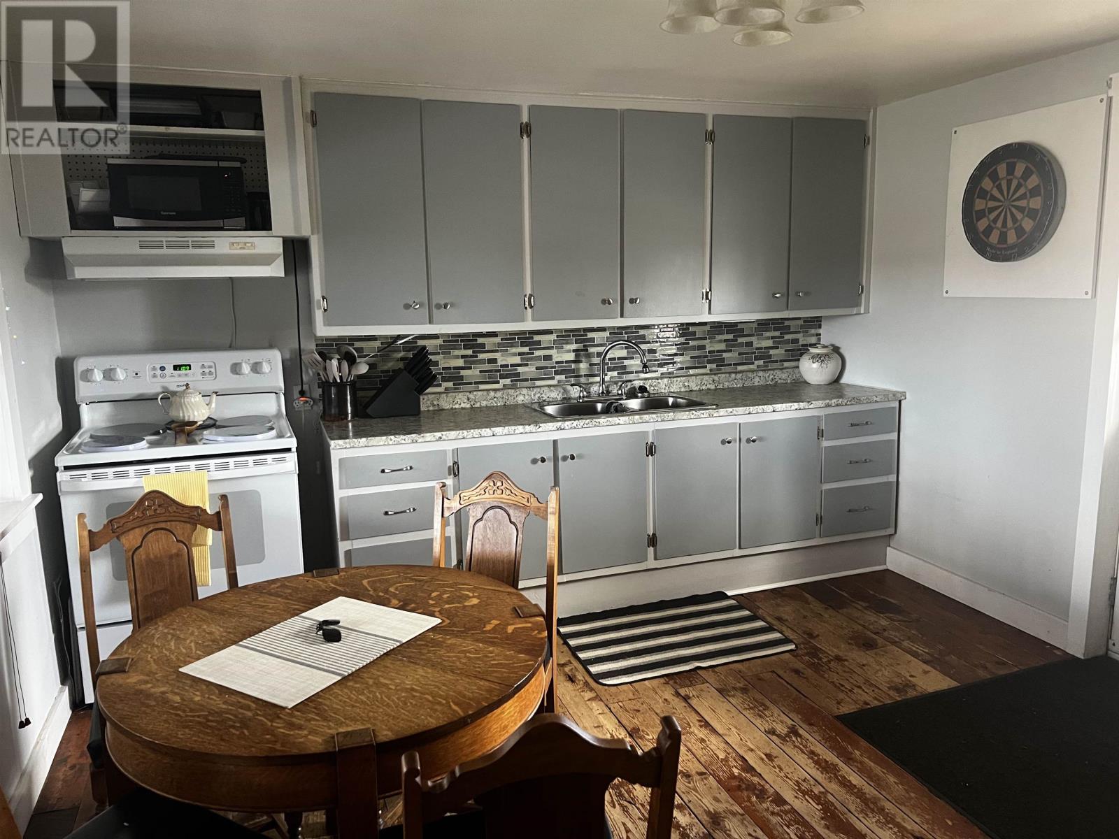 87 Pinette Road, Pinette, Prince Edward Island  C0A 1A0 - Photo 9 - 202608794