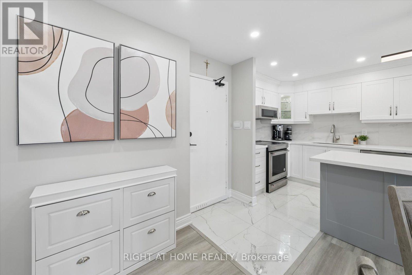 409 - 70 Baif Boulevard, Richmond Hill, Ontario  L4C 5L2 - Photo 7 - N13051390