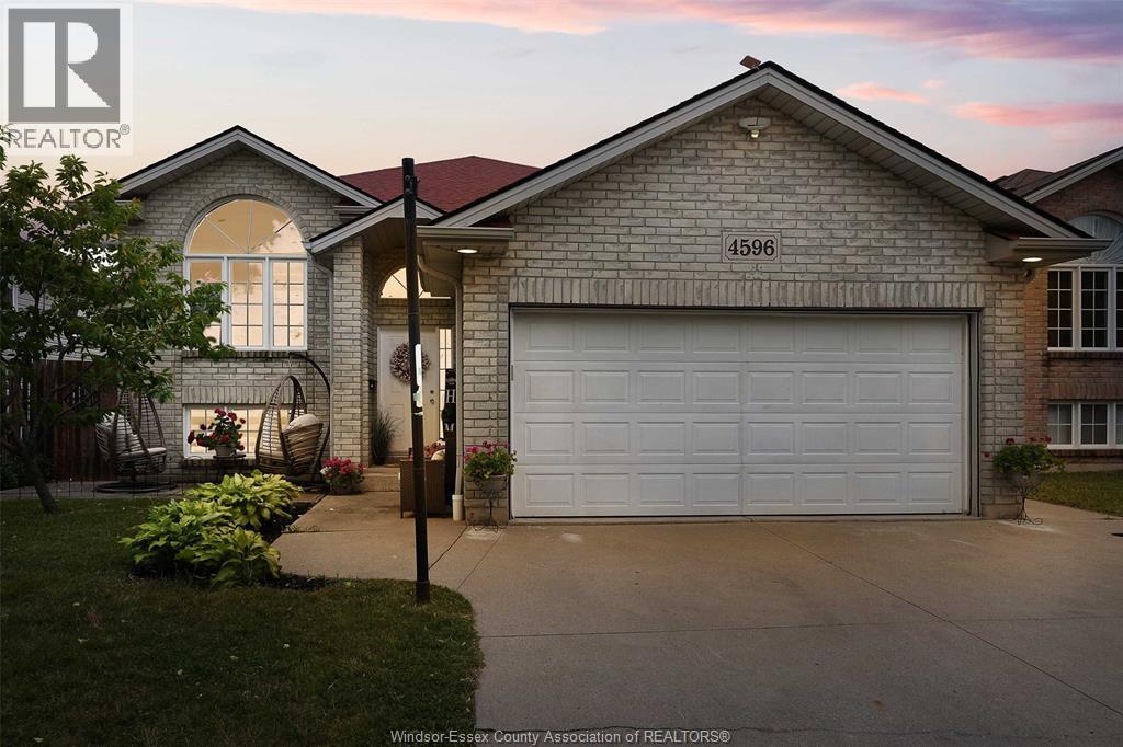 MLS# 26009354: 4596 FONTANA AVENUE, Windsor, Canada