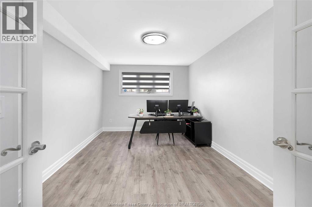 4596 Fontana Avenue, Windsor, Ontario  N9G 3C8 - Photo 36 - 26009354