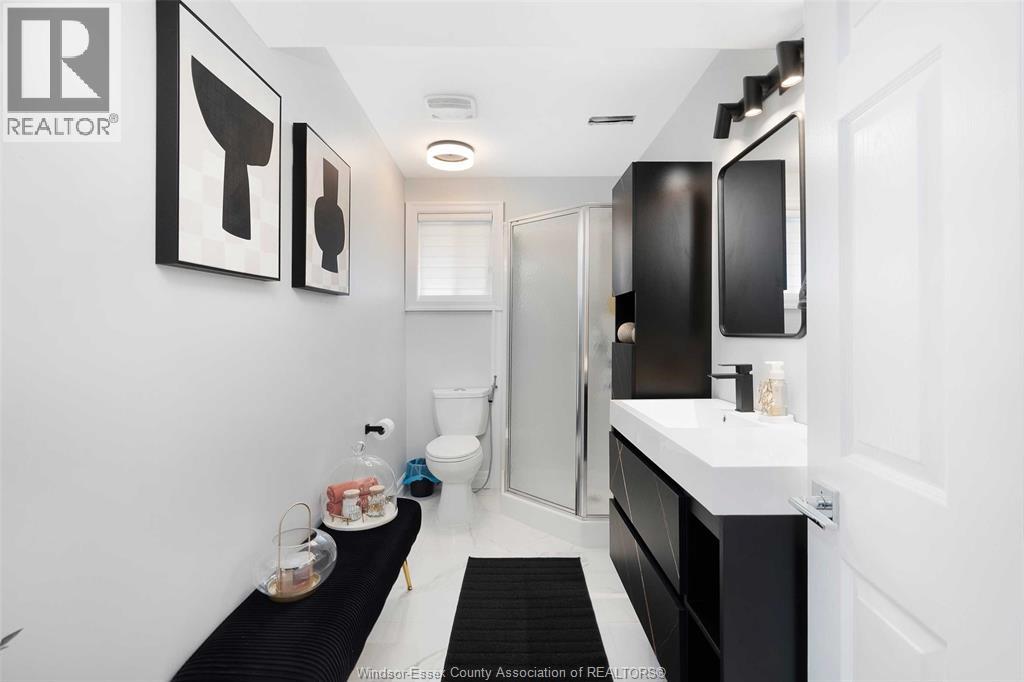 4596 Fontana Avenue, Windsor, Ontario  N9G 3C8 - Photo 38 - 26009354