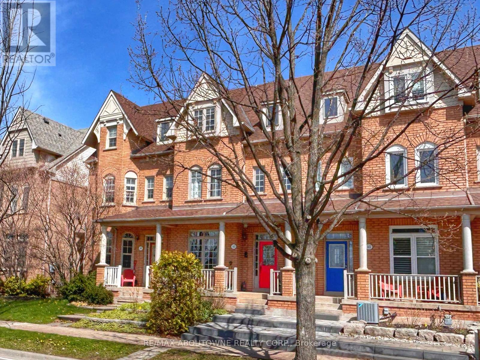 143 Glenashton Drive, Oakville, Ontario  L6H 6N2 - Photo 2 - W12801658