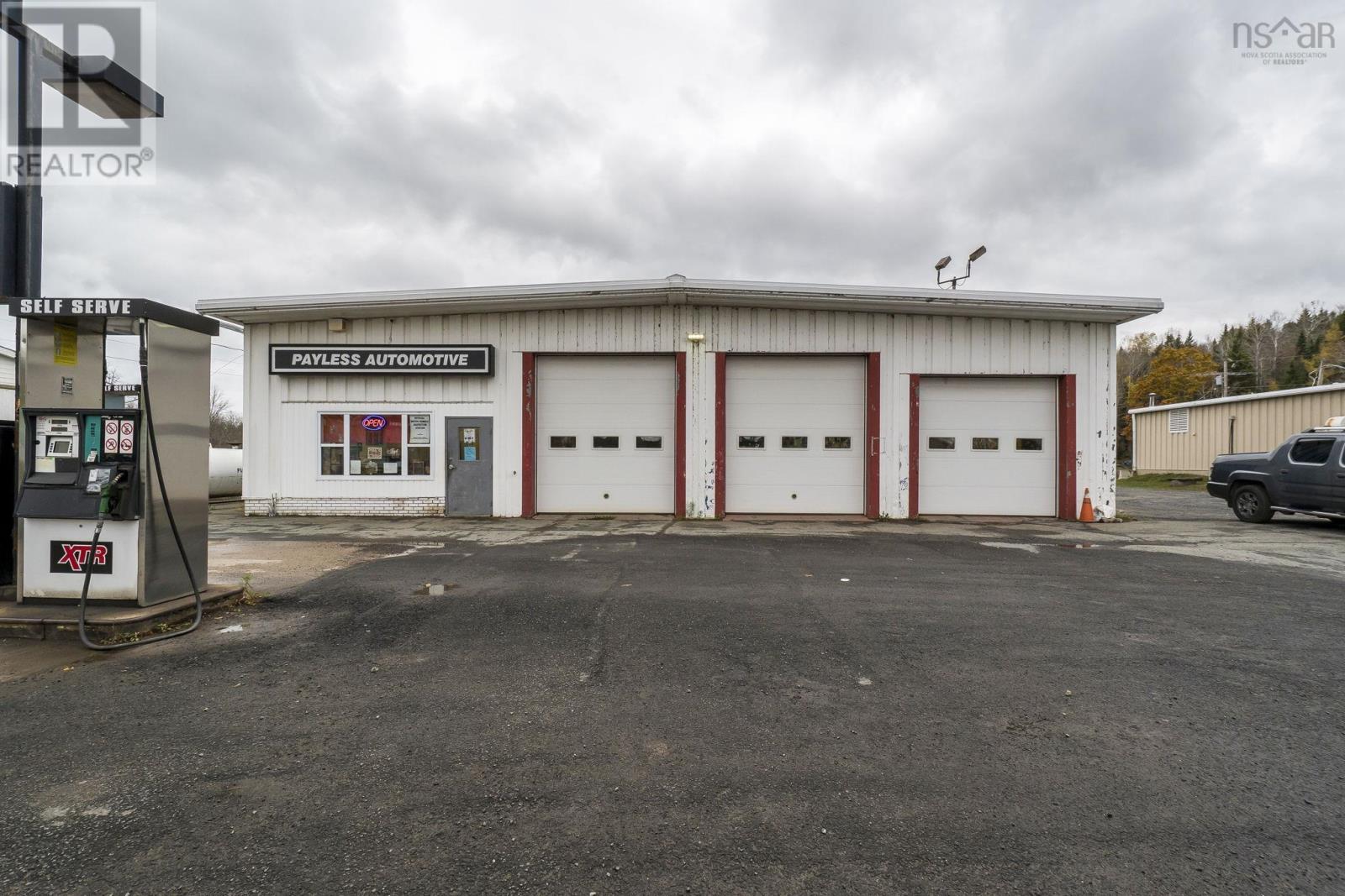 6197 Highway 354, Kennetcook, Nova Scotia  B0N 1T0 - Photo 2 - 202527106