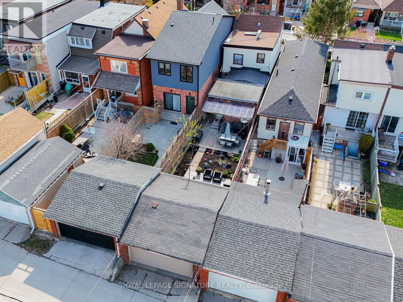 181 Gilbert Avenue, Toronto, Ontario  M6E 4W6 - Photo 31 - W13051318