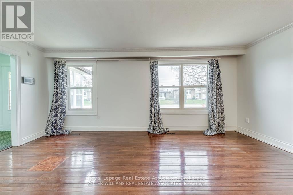 27 Gondola Crescent, Brampton, Ontario  L6S 1W5 - Photo 7 - W13051348