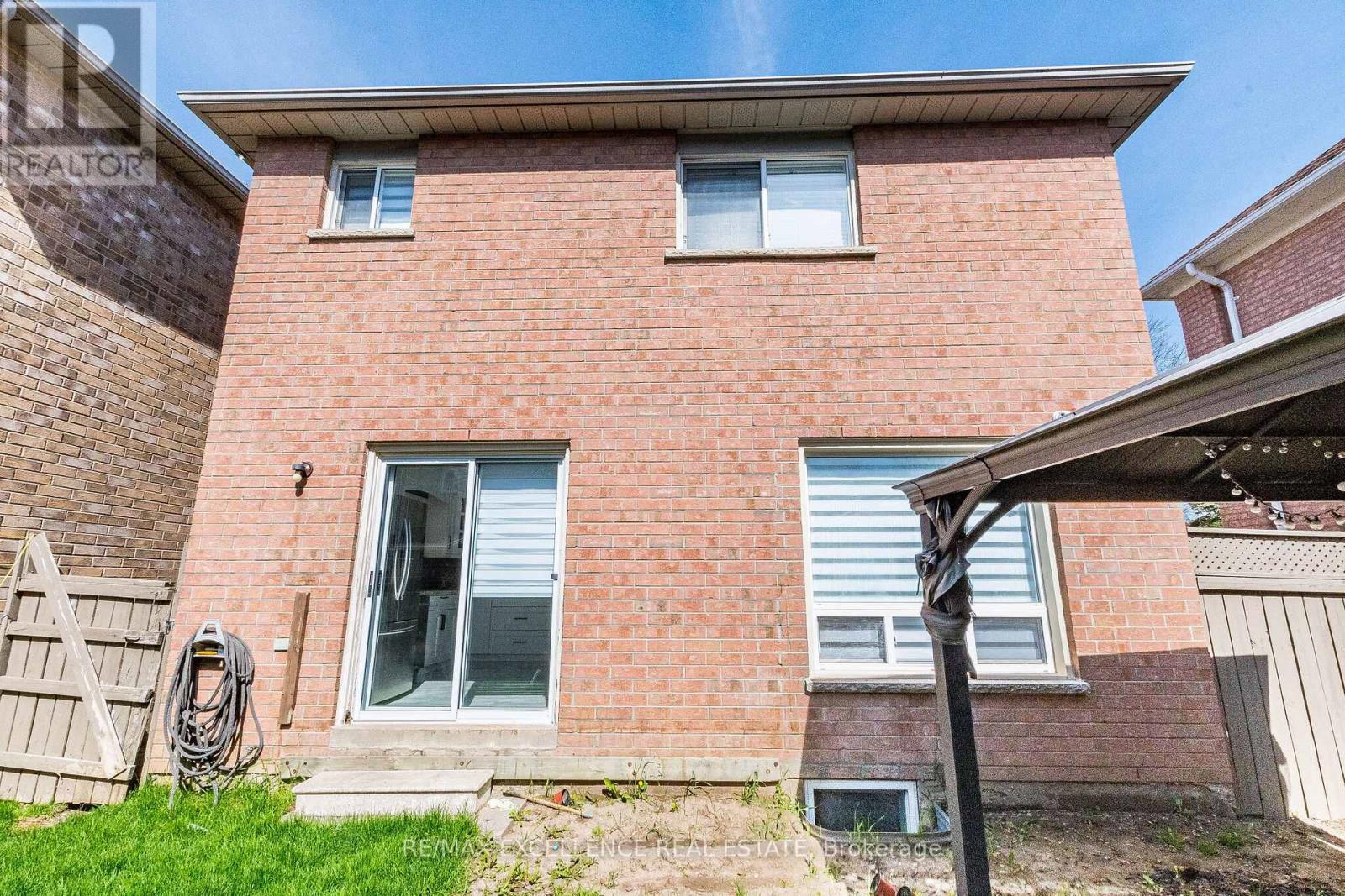 37 Elk Street, Brampton, Ontario  L6R 1R9 - Photo 49 - W13051364