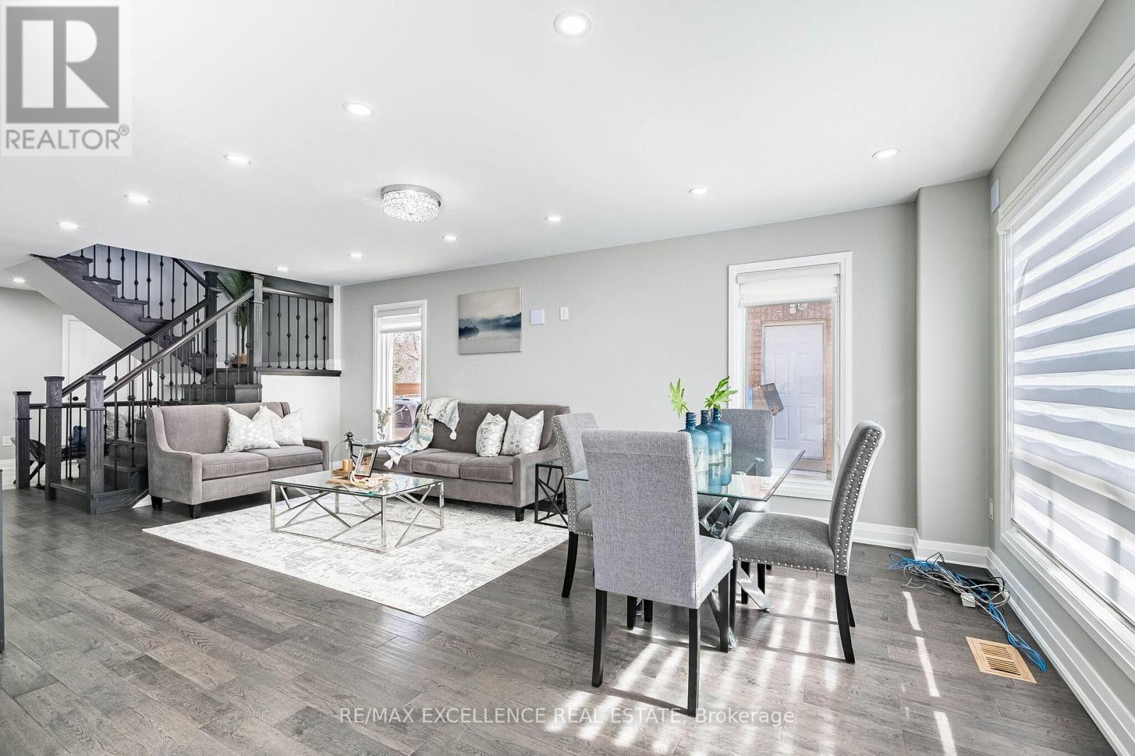 37 Elk Street, Brampton, Ontario  L6R 1R9 - Photo 9 - W13051364