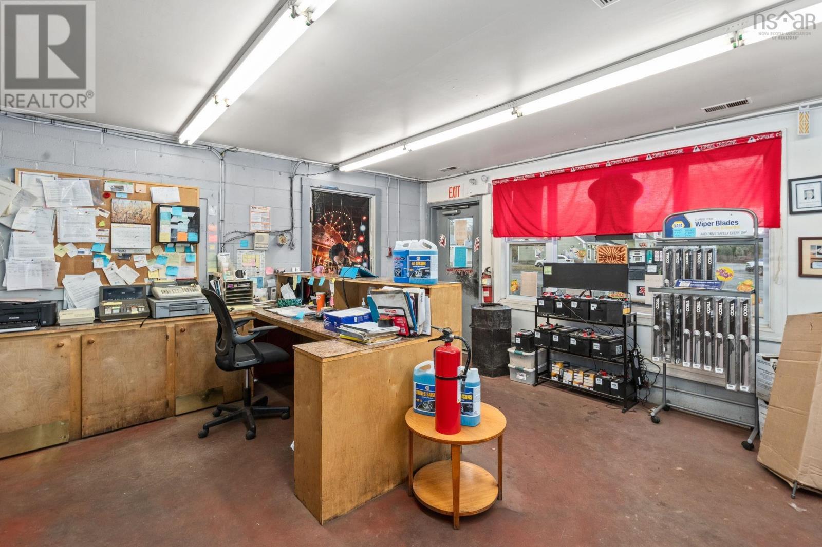 6197 Highway 354, Kennetcook, Nova Scotia  B0N 1T0 - Photo 7 - 202527106