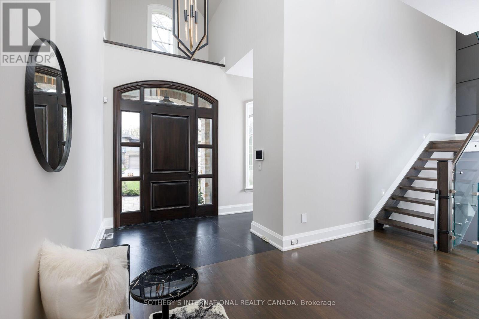 122 Wimbleton Road, Toronto, Ontario  M9A 3S6 - Photo 2 - W13051378