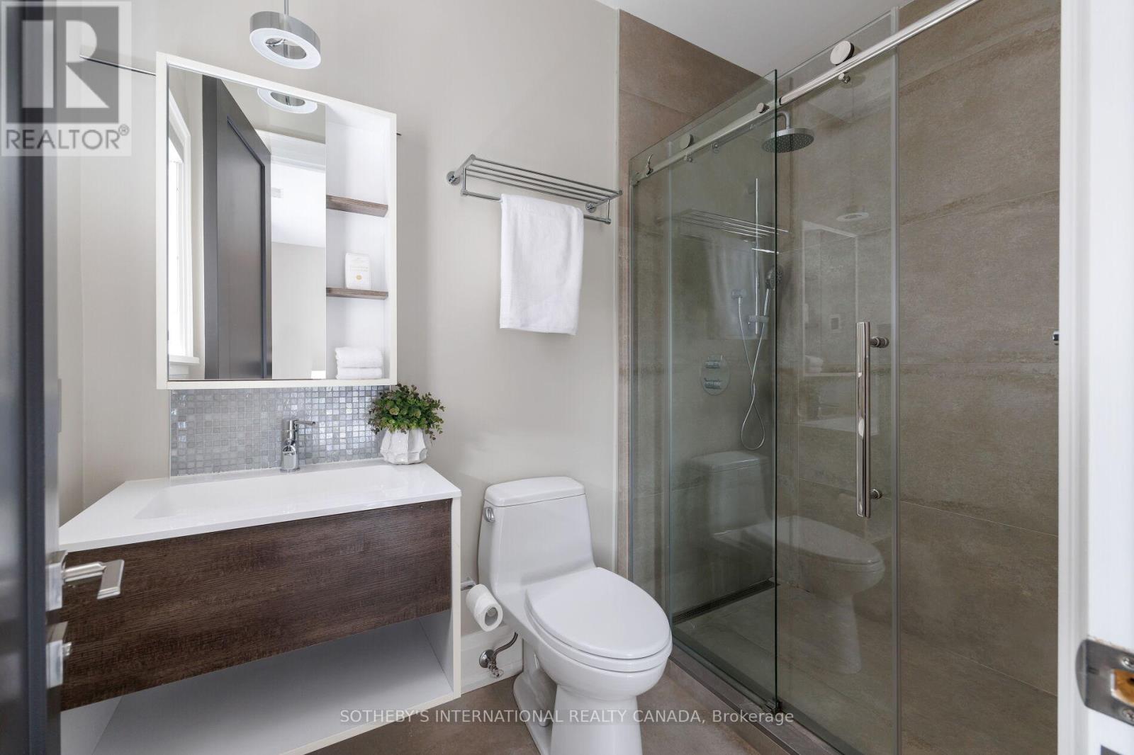 122 Wimbleton Road, Toronto, Ontario  M9A 3S6 - Photo 27 - W13051378