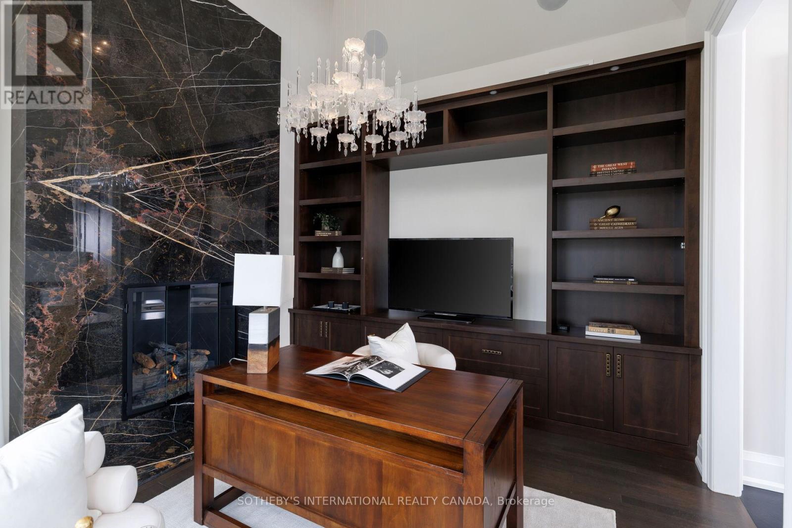 122 Wimbleton Road, Toronto, Ontario  M9A 3S6 - Photo 4 - W13051378