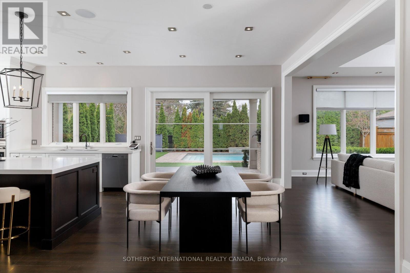 122 Wimbleton Road, Toronto, Ontario  M9A 3S6 - Photo 7 - W13051378