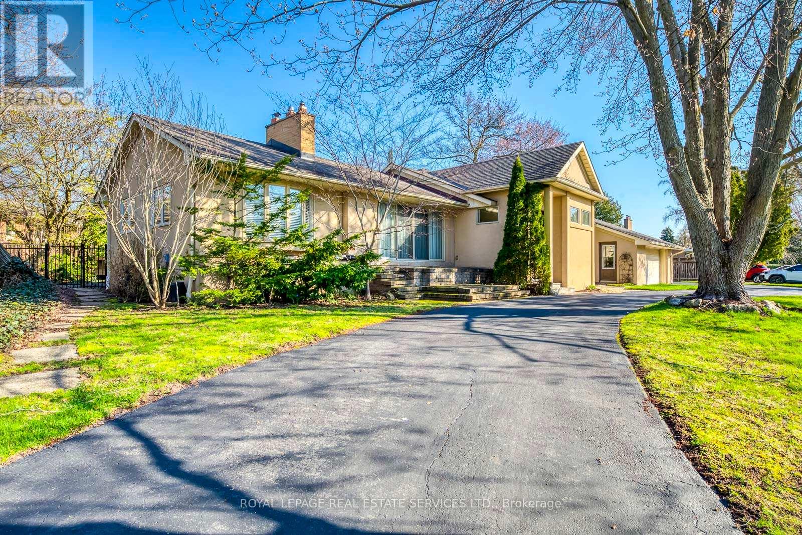 1327 SEDGEWICK CRESCENT, Oakville, Ontario