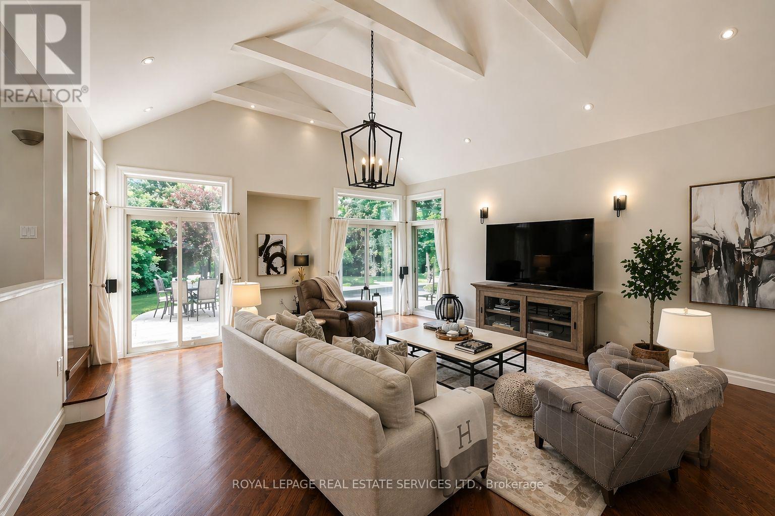 1327 Sedgewick Crescent, Oakville, Ontario  L6L 1X7 - Photo 4 - W13051388