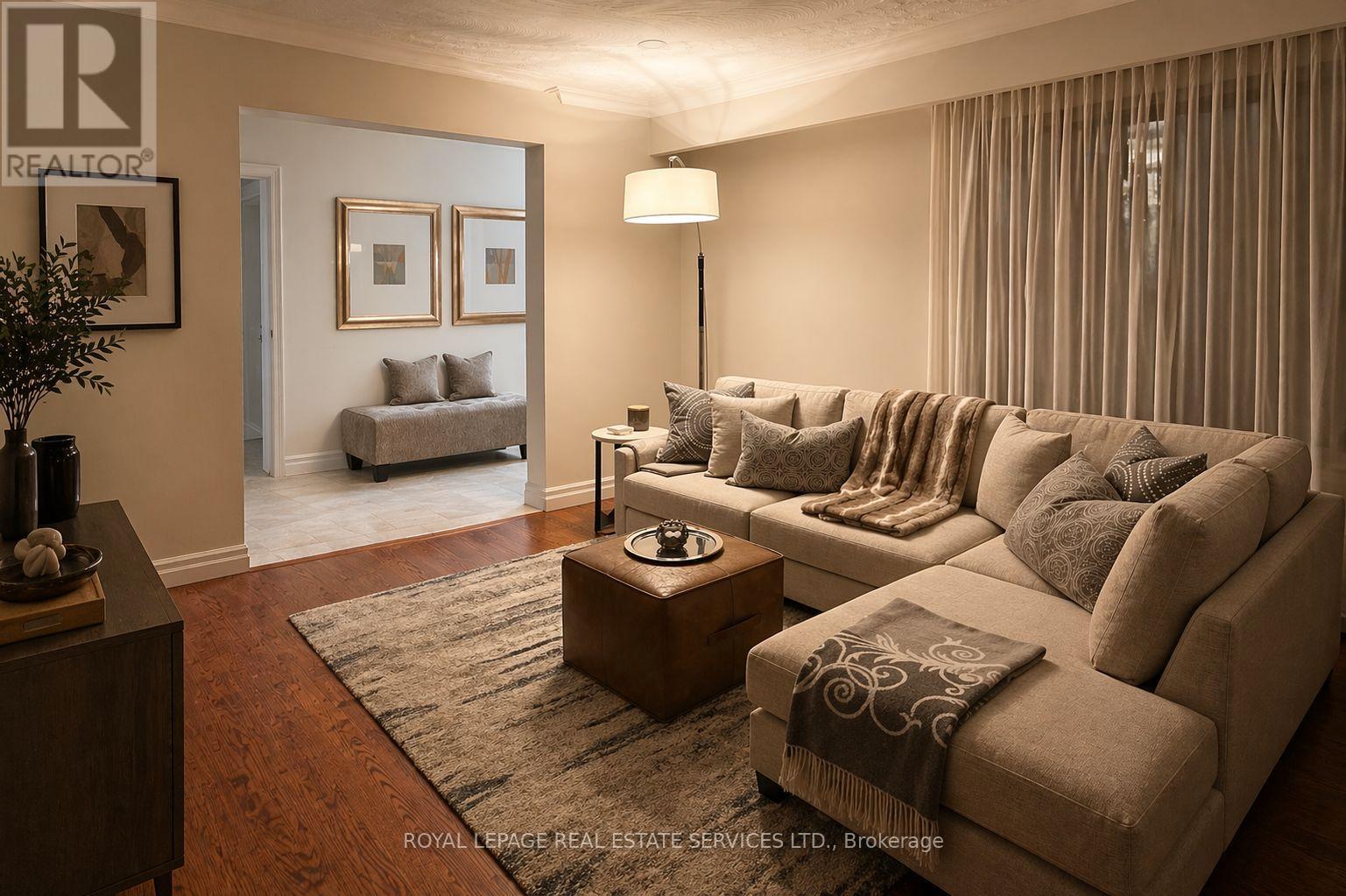 1327 Sedgewick Crescent, Oakville, Ontario  L6L 1X7 - Photo 5 - W13051388