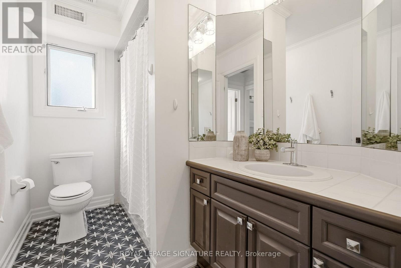 153 Dunn Street, Oakville, Ontario  L6J 3E4 - Photo 21 - W13051400