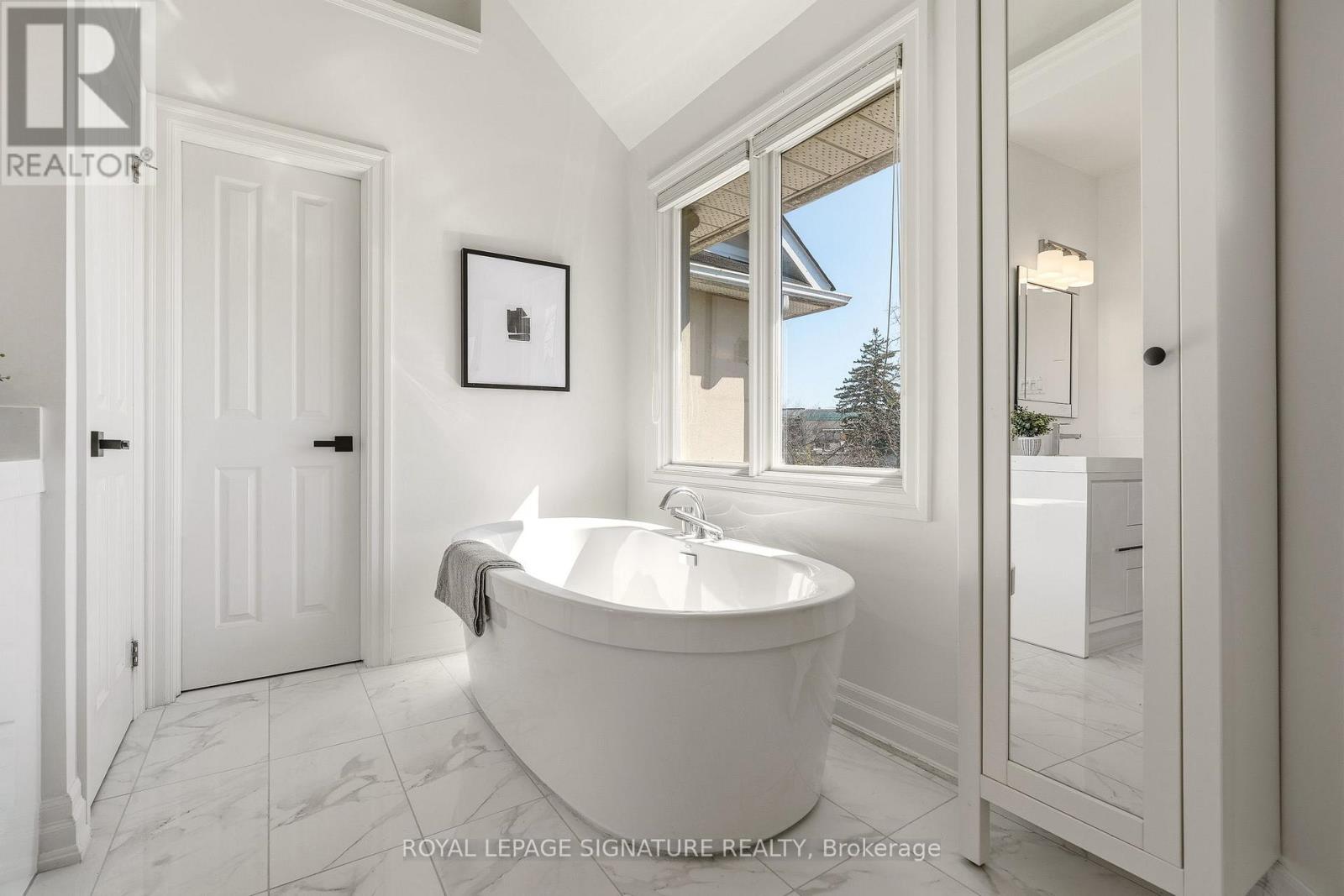 153 Dunn Street, Oakville, Ontario  L6J 3E4 - Photo 30 - W13051400