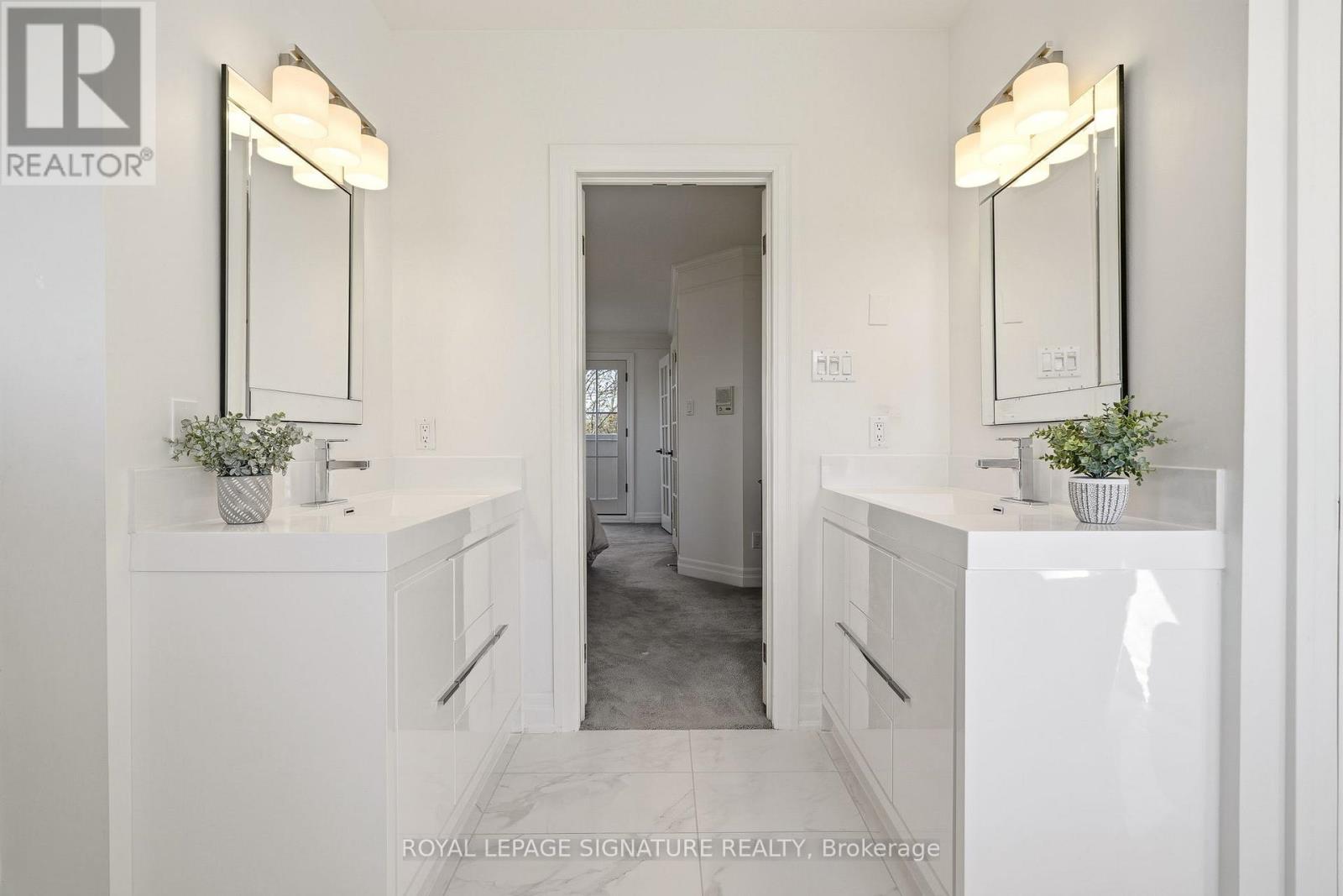 153 Dunn Street, Oakville, Ontario  L6J 3E4 - Photo 32 - W13051400