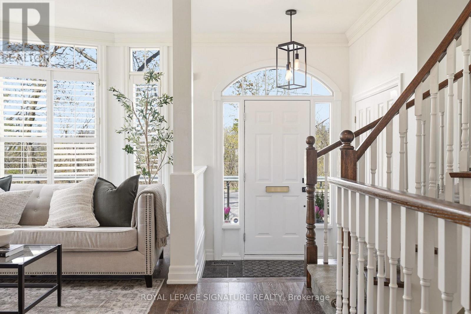 153 Dunn Street, Oakville, Ontario  L6J 3E4 - Photo 4 - W13051400