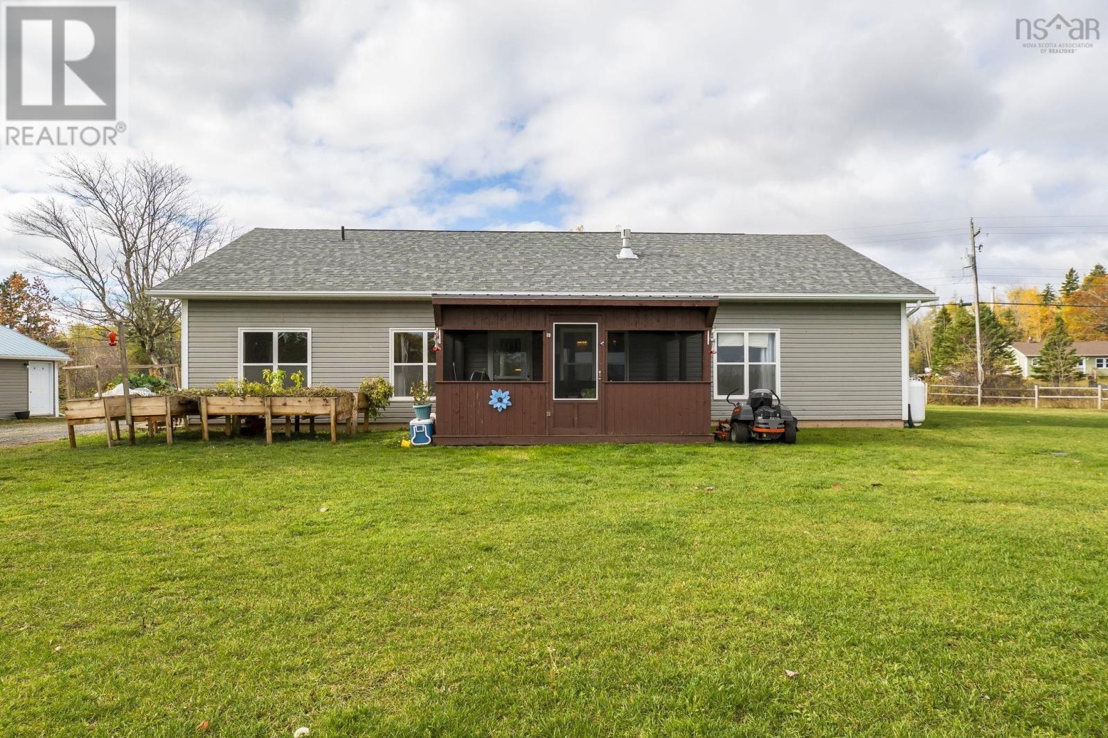 6874 Highway 354, Kennetcook, Nova Scotia  B0N 1P0 - Photo 36 - 202527202