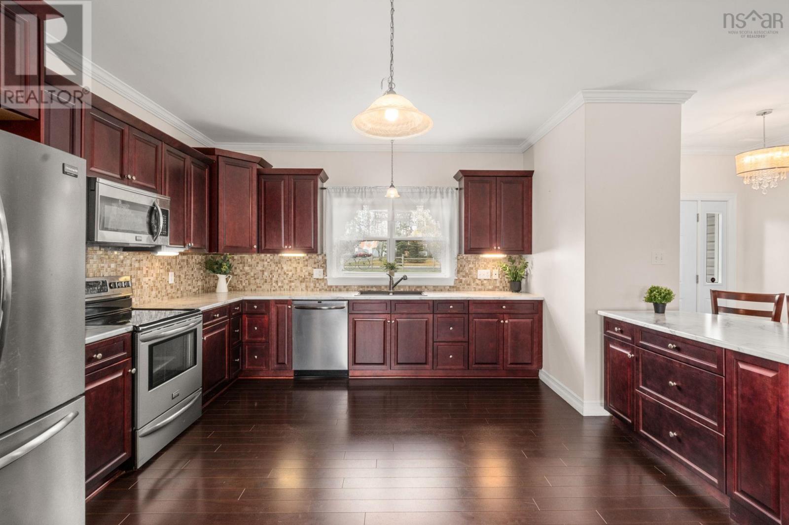 6874 Highway 354, Kennetcook, Nova Scotia  B0N 1P0 - Photo 15 - 202527203