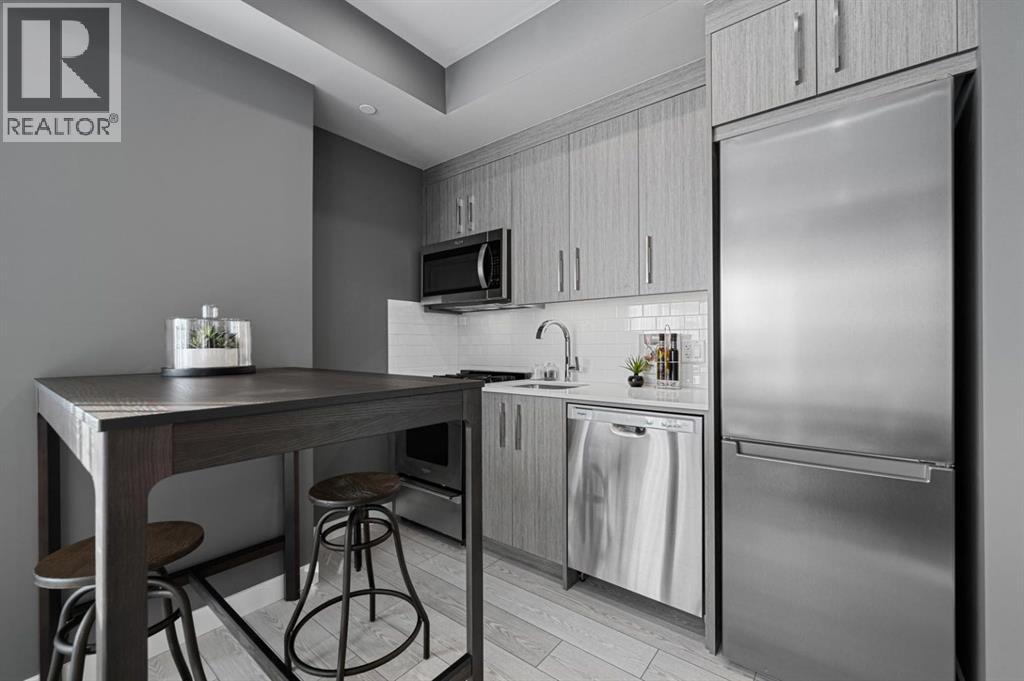 235, 110 18a Street NW, Calgary, Alberta  T2N 5G5 - Photo 2 - A2280752