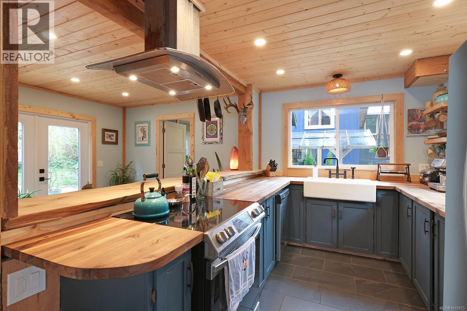 1993 Coleman Rd, Courtenay, British Columbia  V9J 1V8 - Photo 13 - 1033173