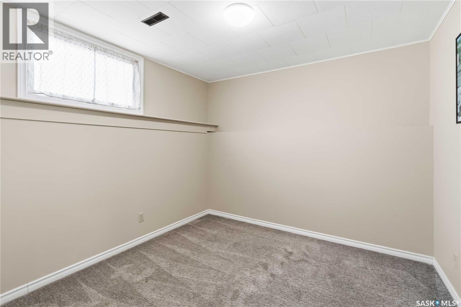 3001 Eastview, Saskatoon, Saskatchewan  S7J 3J1 - Photo 21 - SK034074