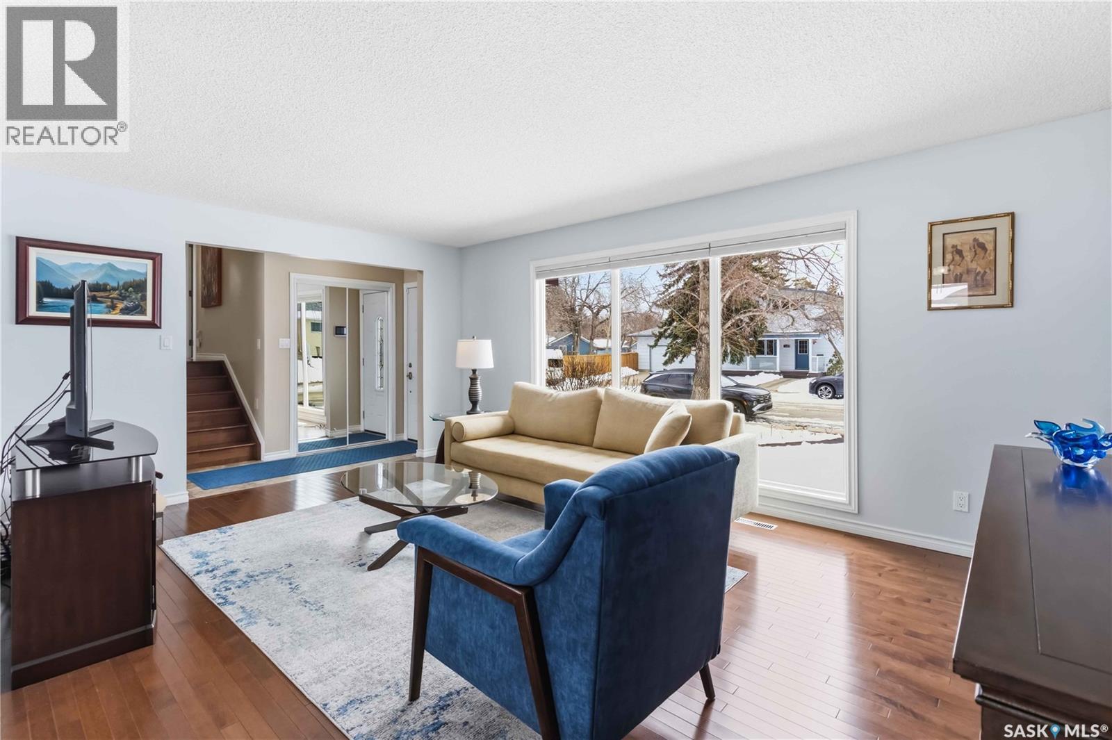 3001 Eastview, Saskatoon, Saskatchewan  S7J 3J1 - Photo 3 - SK034074