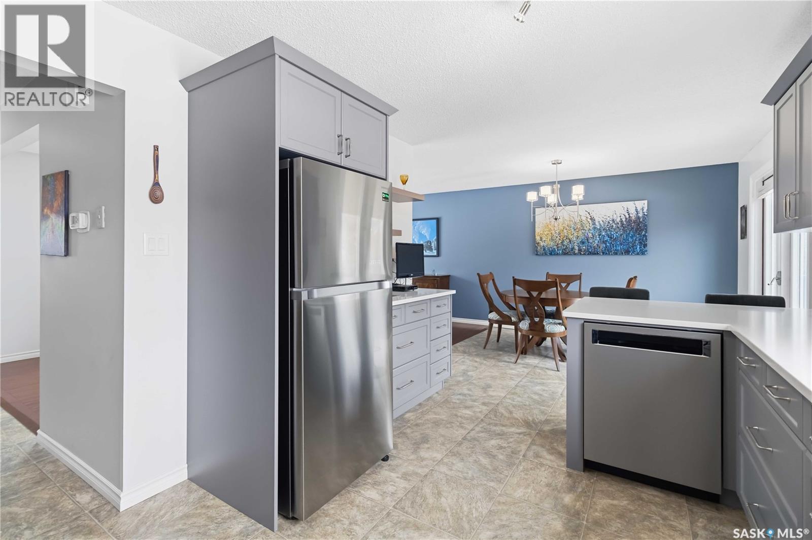 3001 Eastview, Saskatoon, Saskatchewan  S7J 3J1 - Photo 8 - SK034074