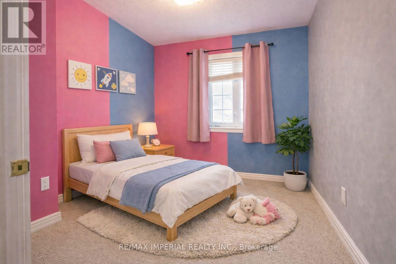 37 Carnahan Terrace, Toronto, Ontario  M4E 0B2 - Photo 14 - E13051310