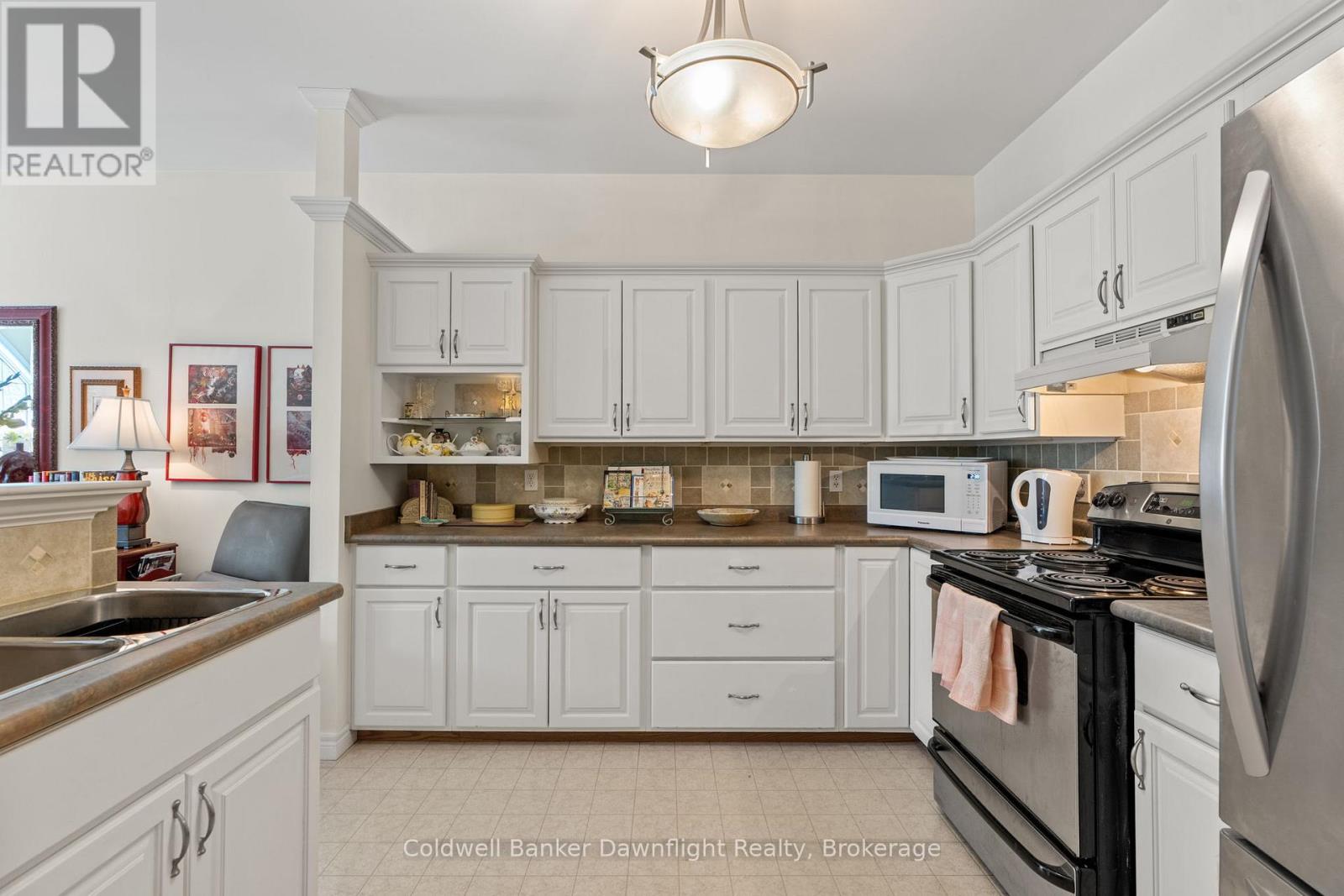 7 Brookside Place, South Huron, Ontario  N0M 1S2 - Photo 10 - X12827192