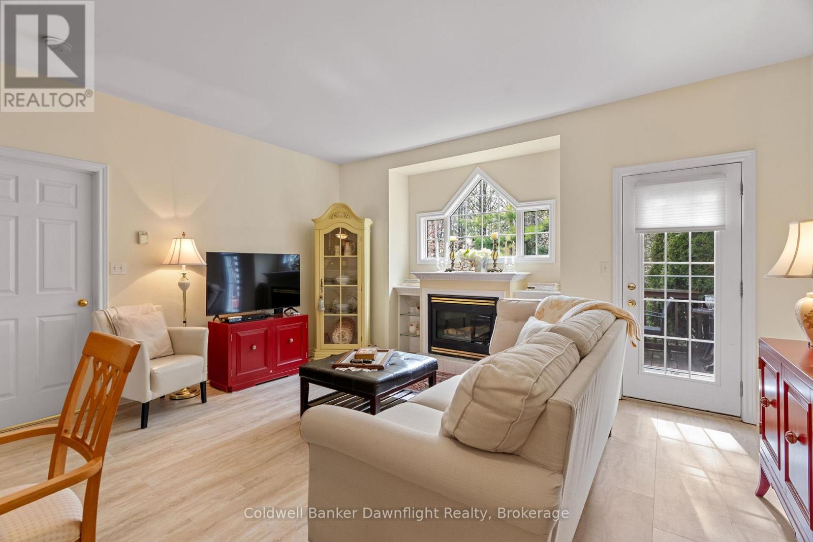 7 Brookside Place, South Huron, Ontario  N0M 1S2 - Photo 6 - X12827192