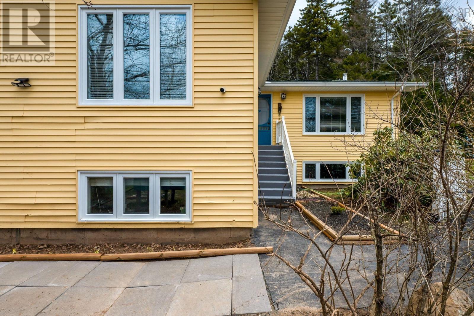 163 Lakeland Street, Beaver Bank, Nova Scotia  B4G 1A6 - Photo 3 - 202608788