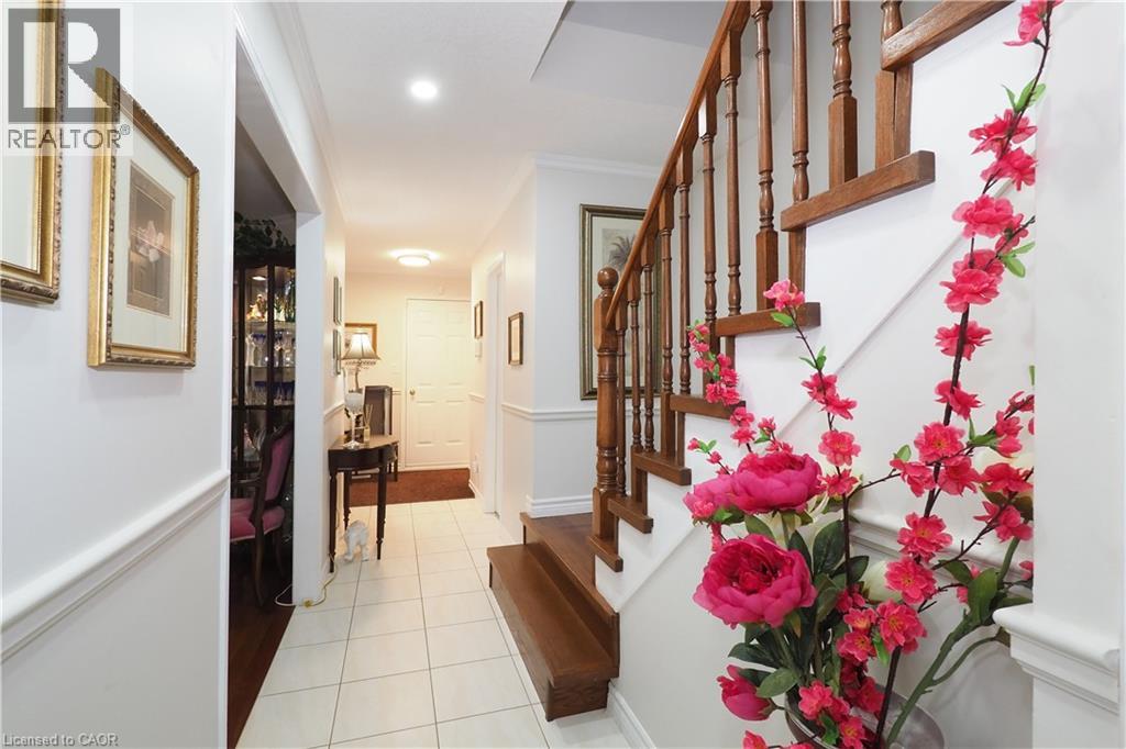 89 Lynnhaven Court, Kitchener, Ontario  N2M 5L8 - Photo 3 - 40824772