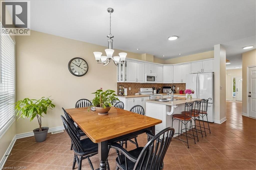 4679 Webb Street, Burlington, Ontario  L7M 0E3 - Photo 11 - 40822596