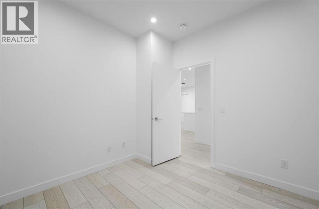 102, 8370 Broadcast Avenue Sw, Calgary, Alberta  T3H 6L3 - Photo 12 - A2281558