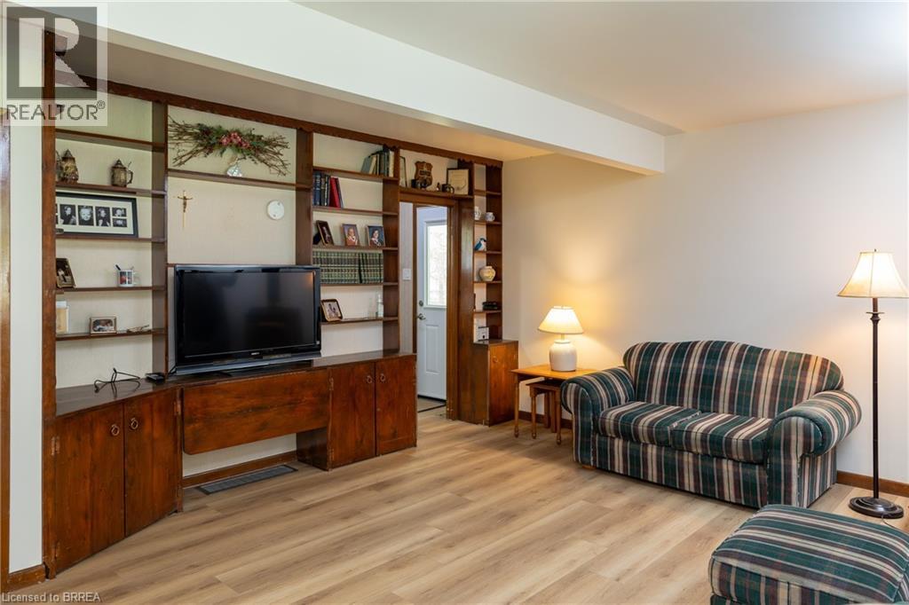 638 Oak Park Road, Brantford, Ontario  N3T 5L8 - Photo 20 - 40824642