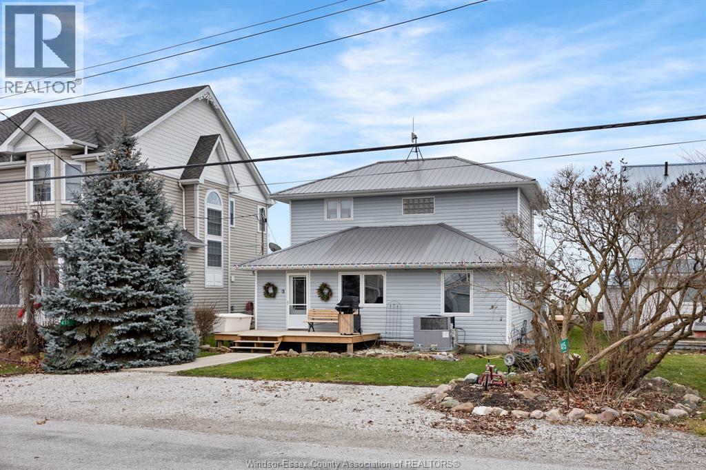 MLS# 26009365: 419 LAKESIDE, Amherstburg, Canada