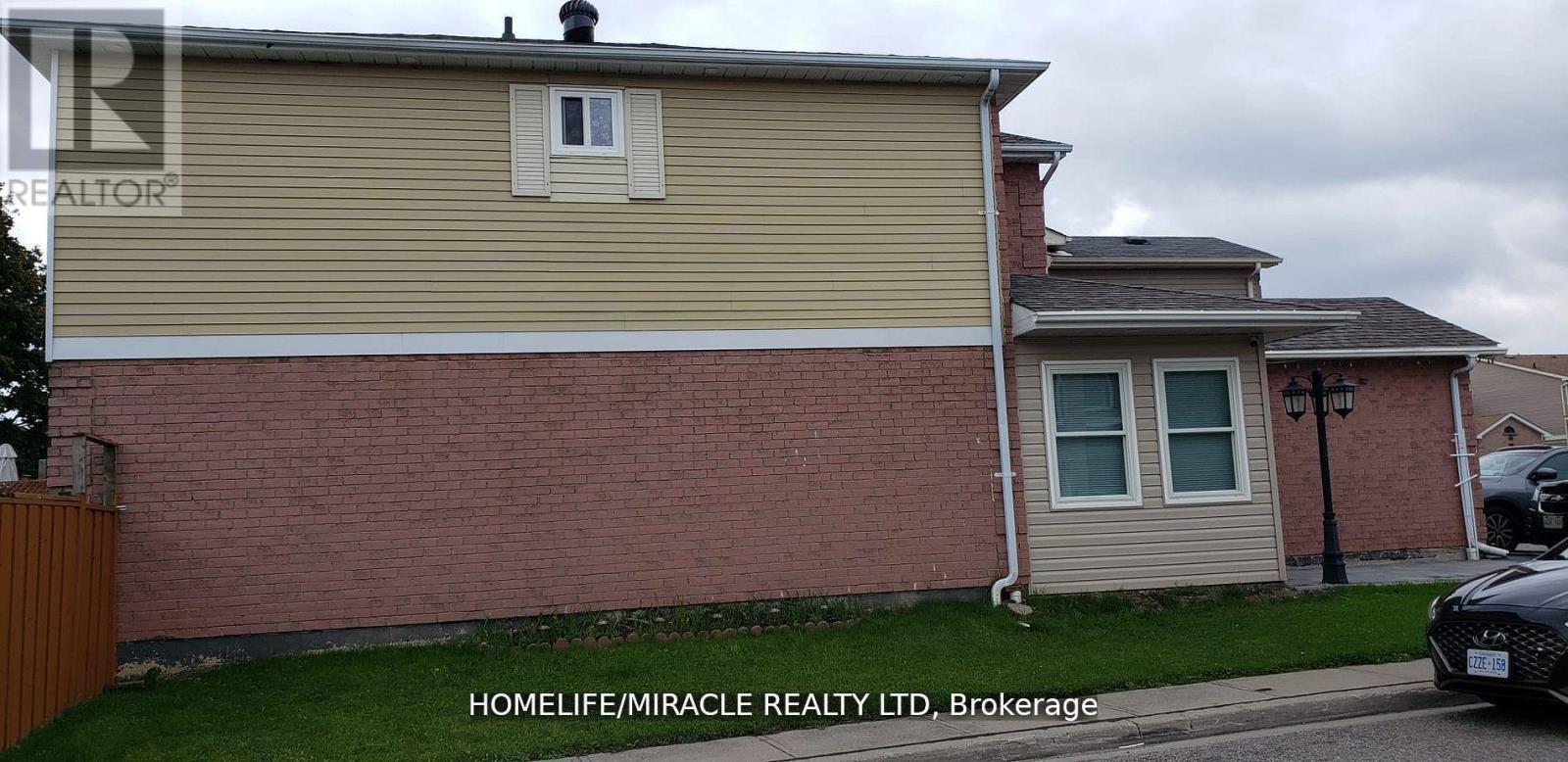 131 Plumrose Pathway, Toronto, Ontario  M1B 4B6 - Photo 17 - E13030930