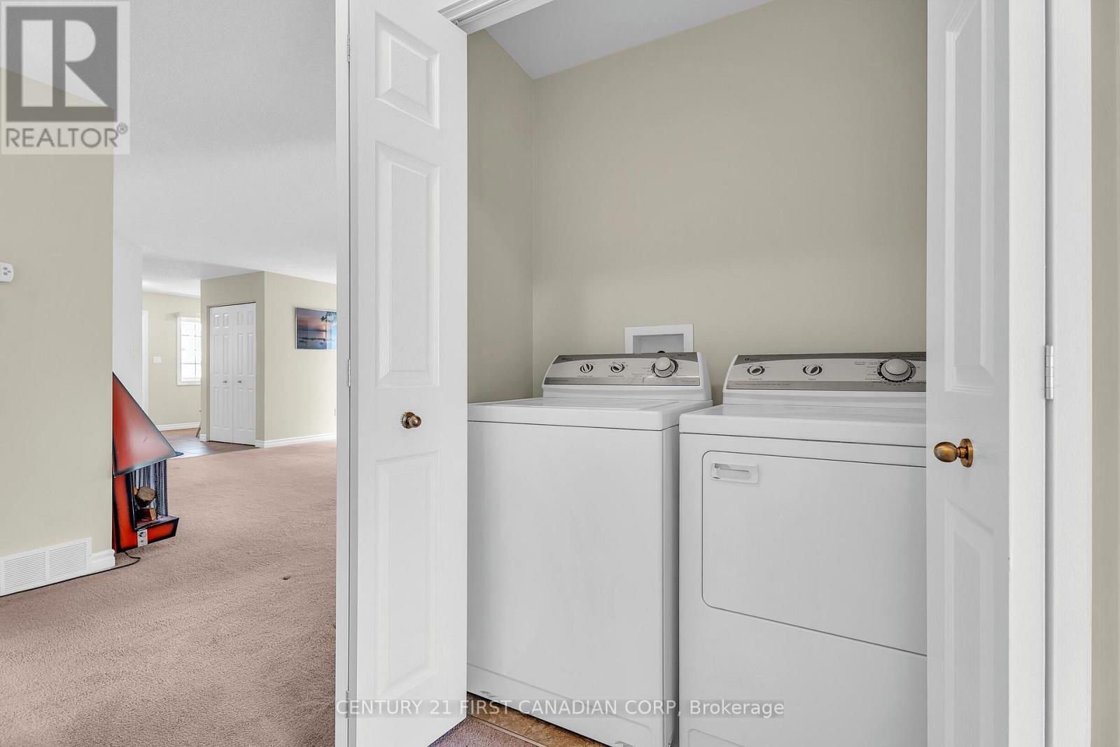 3191 Singleton Avenue, London South (South W), Ontario  N6L 0B8 - Photo 26 - X13049594