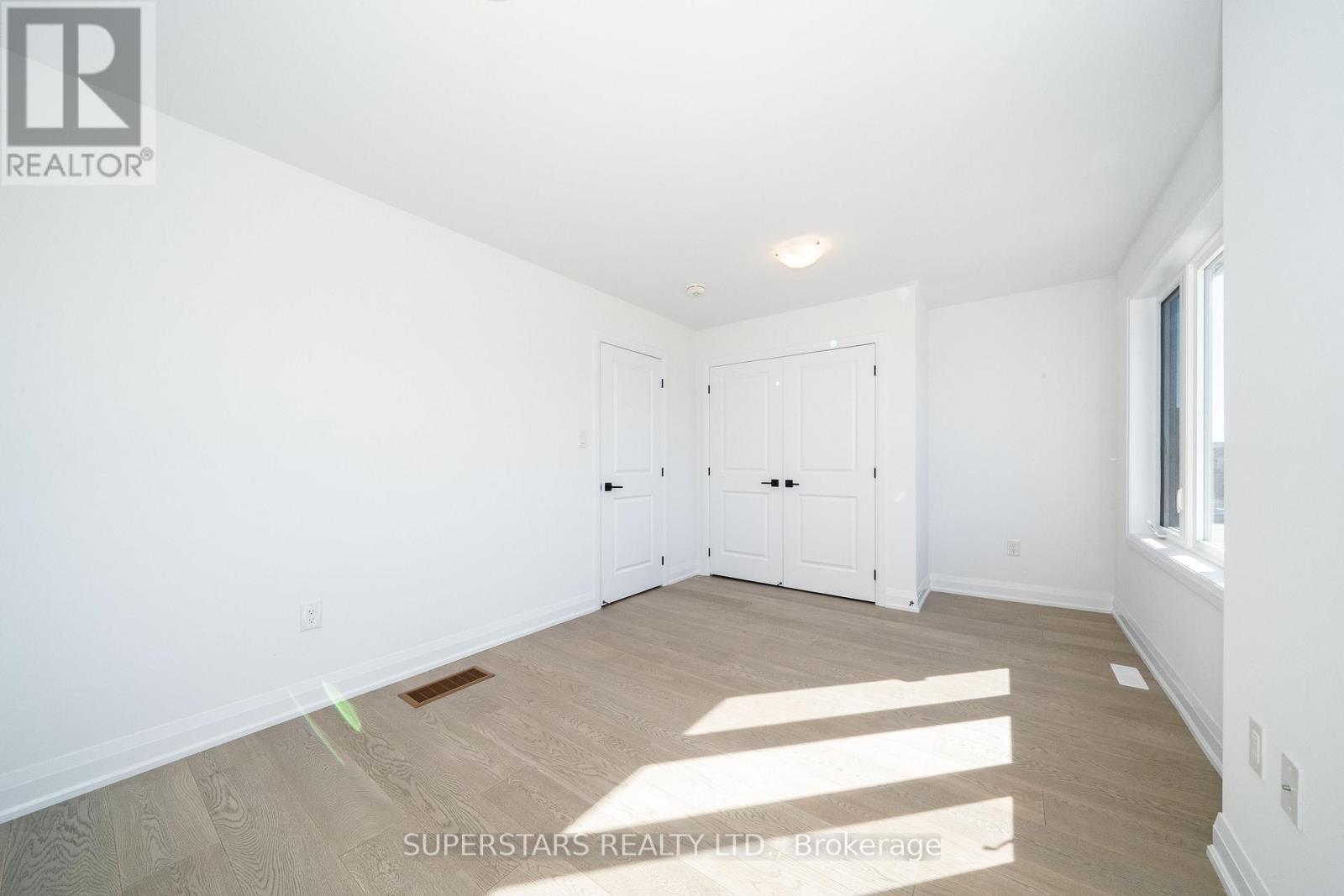 26 Ranch Terrace, Barrie, Ontario  L9J 0Y3 - Photo 10 - S13050956