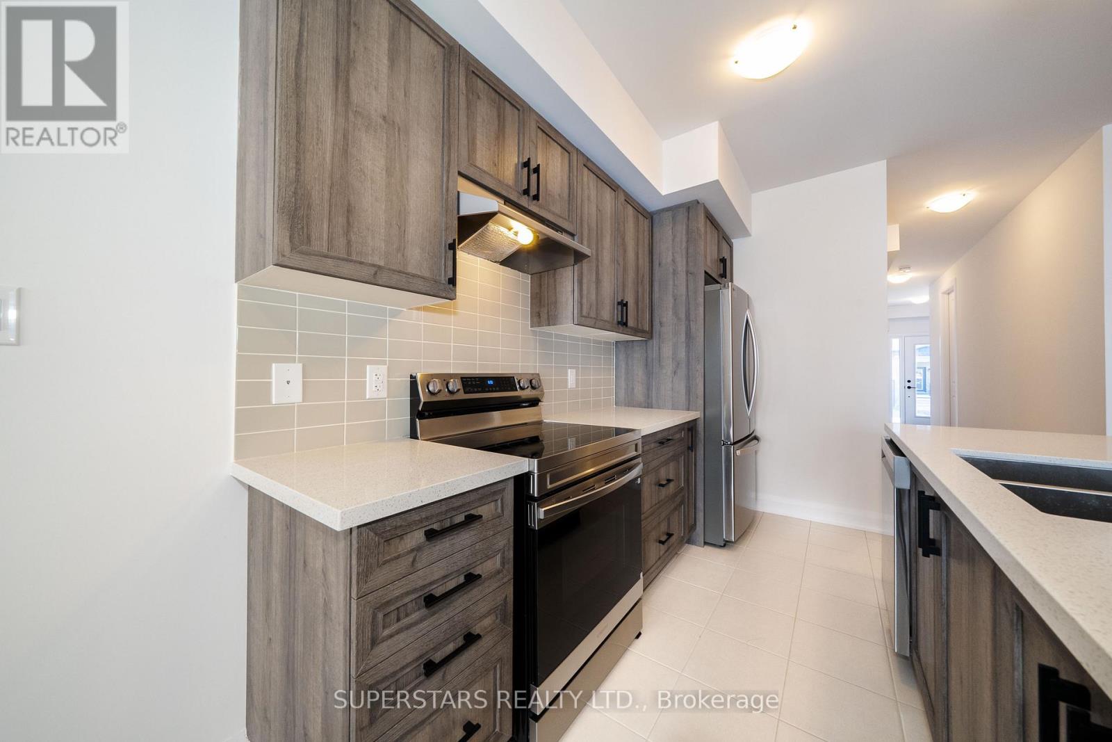 26 Ranch Terrace, Barrie, Ontario  L9J 0Y3 - Photo 5 - S13050956
