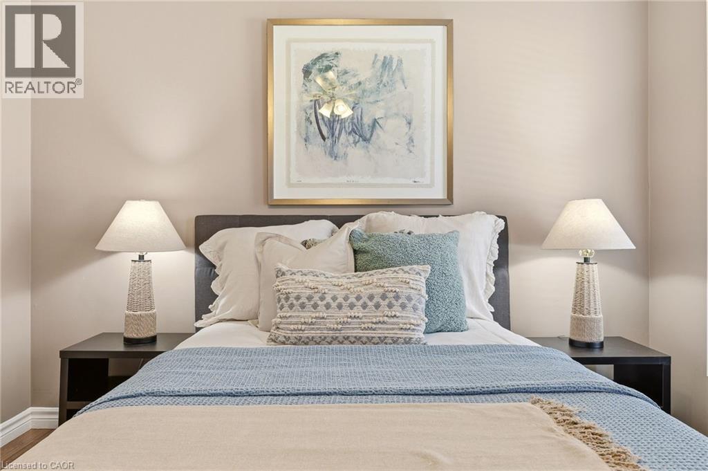 2416 Baxter Crescent, Burlington, Ontario  L7M 4A1 - Photo 8 - 40824404