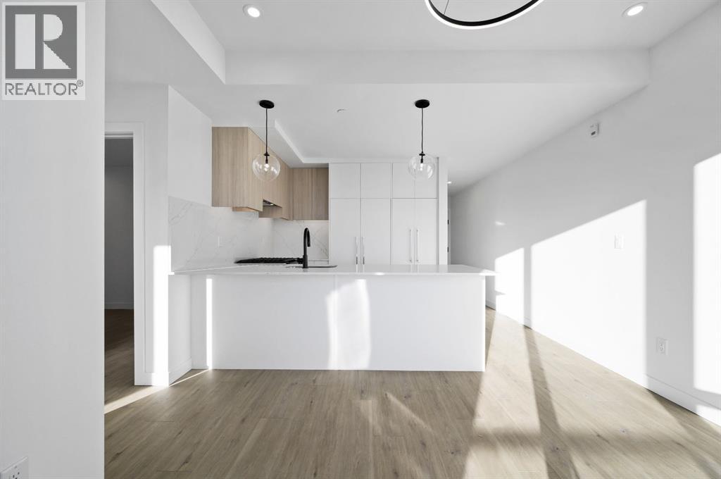 701, 8375 Broadcast Avenue Sw, Calgary, Alberta  T3H 6L3 - Photo 5 - A2278134