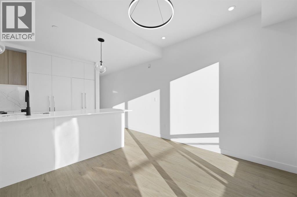 701, 8375 Broadcast Avenue Sw, Calgary, Alberta  T3H 6L3 - Photo 6 - A2278134