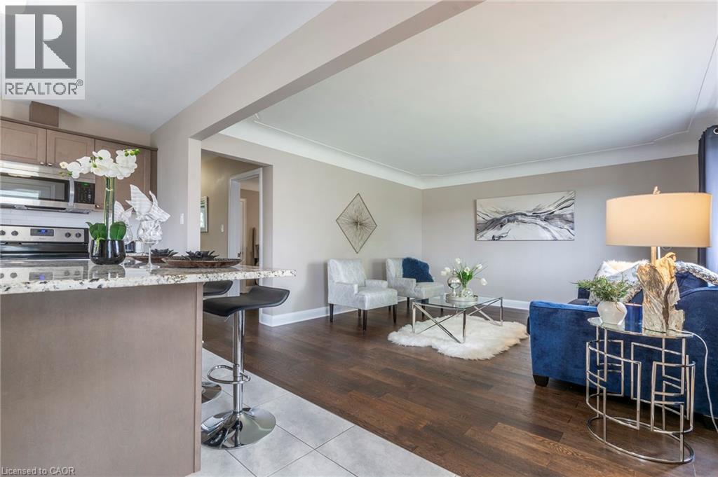 292 South Bend Road E, Hamilton, Ontario  L9A 2C5 - Photo 3 - 40822921