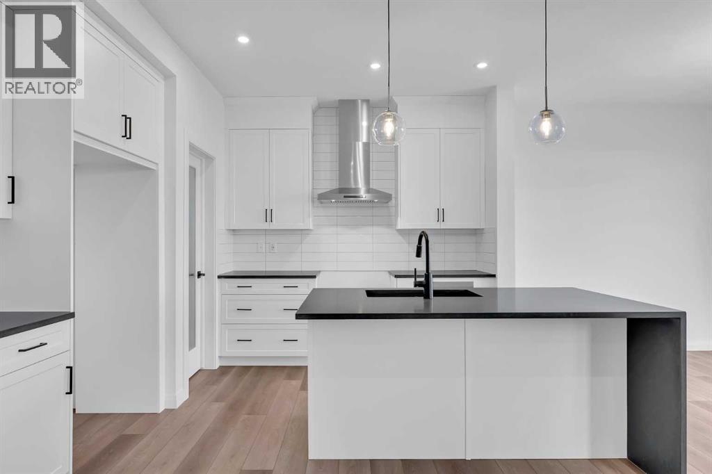 154 Northern Lights Crescent, Langdon, Alberta  T0J 1X2 - Photo 8 - A2290853