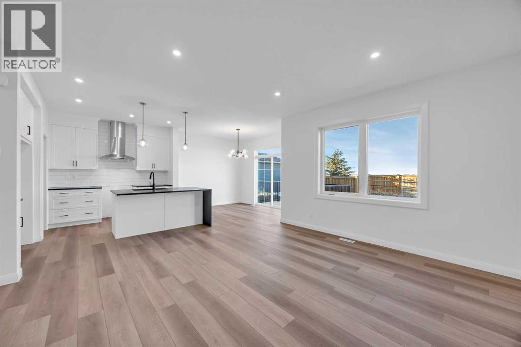 154 Northern Lights Crescent, Langdon, Alberta  T0J 1X2 - Photo 7 - A2290853